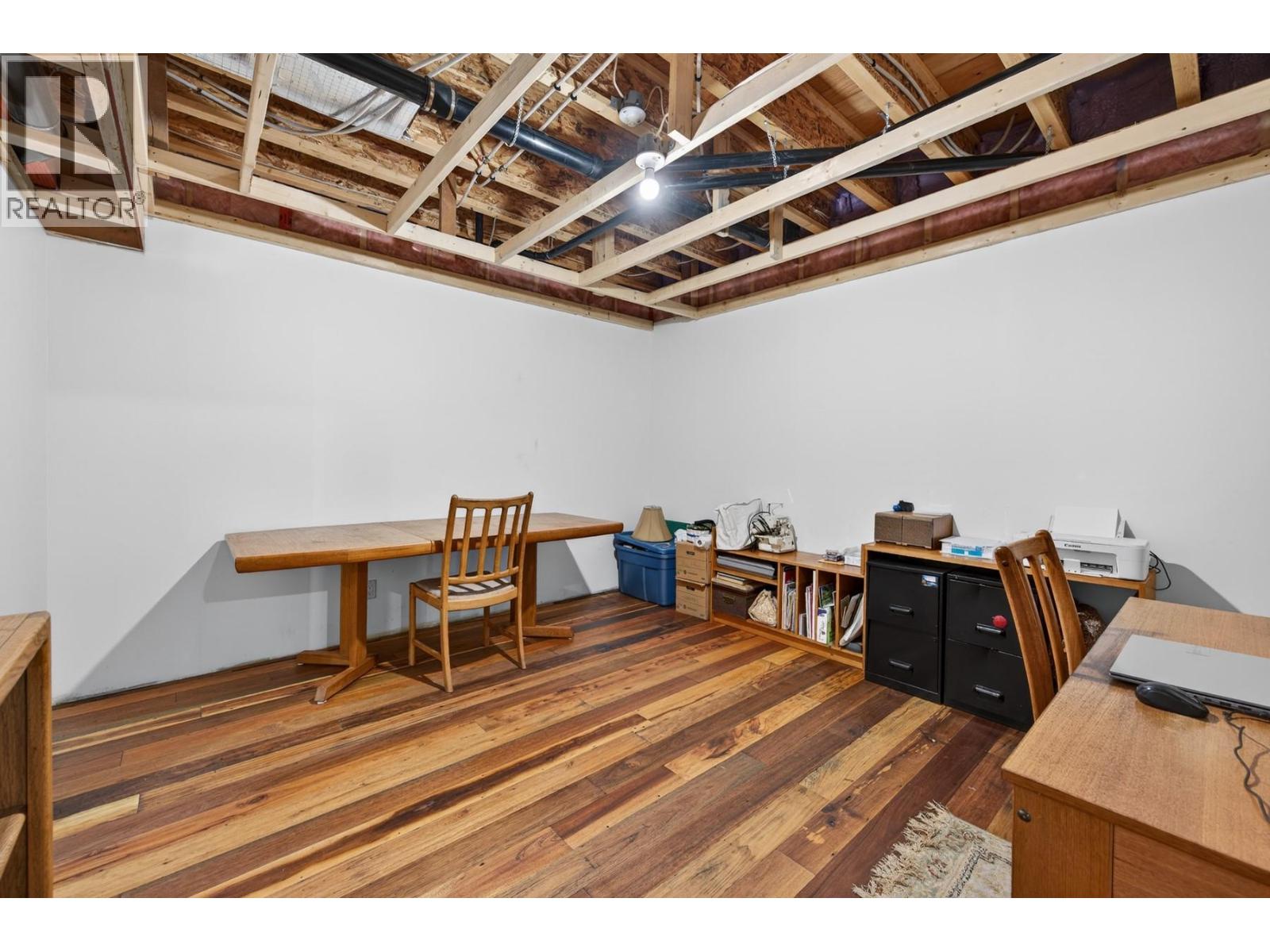 240 BUSBY Road, Merritt