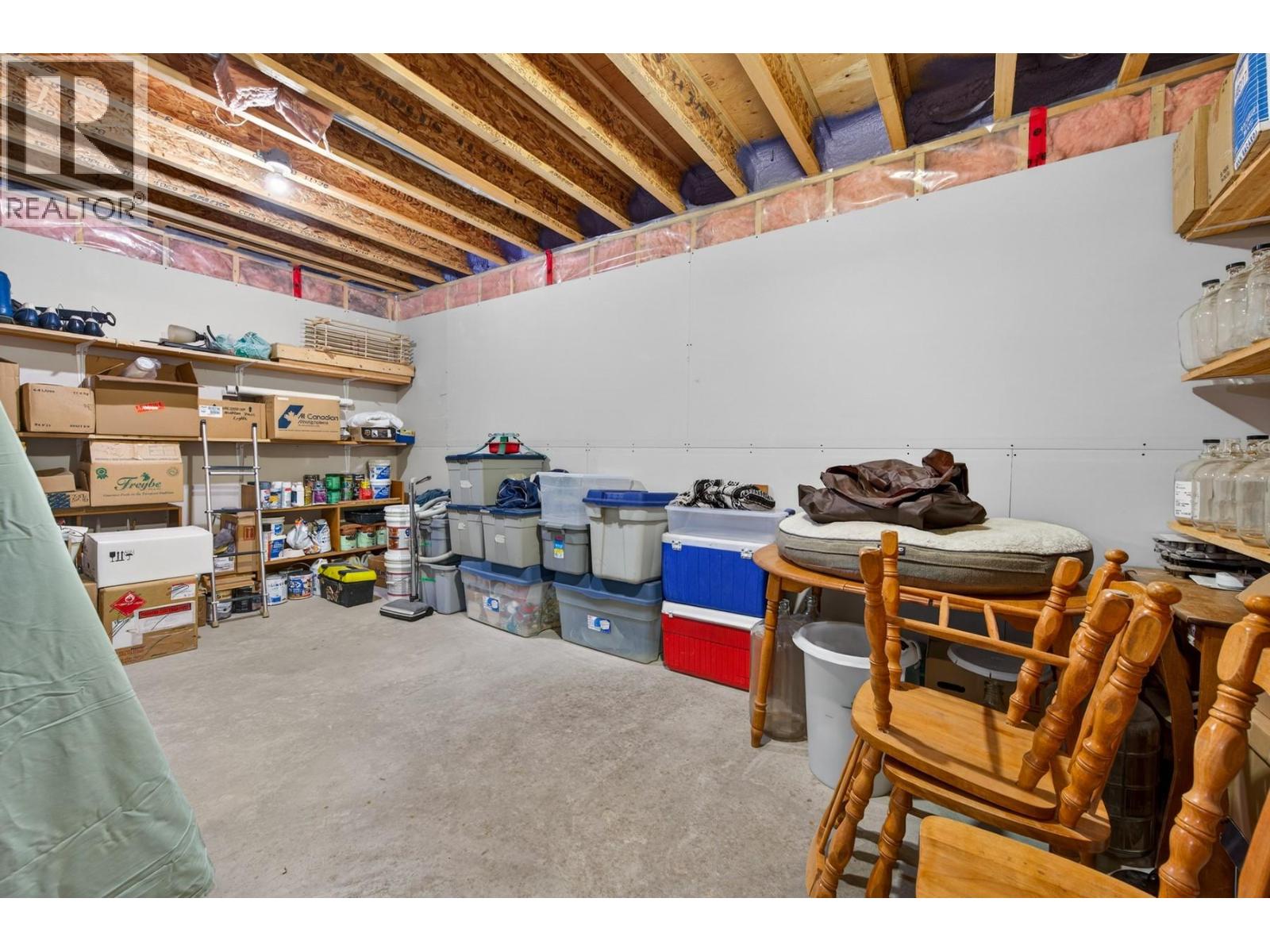 240 BUSBY Road, Merritt