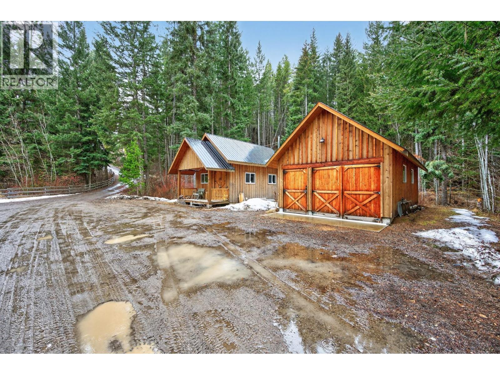 240 BUSBY Road, Merritt