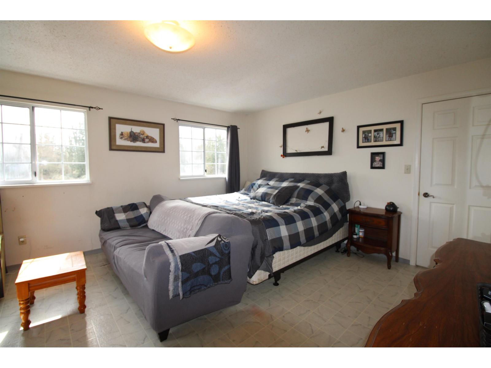 22828 38 AVENUE, Langley