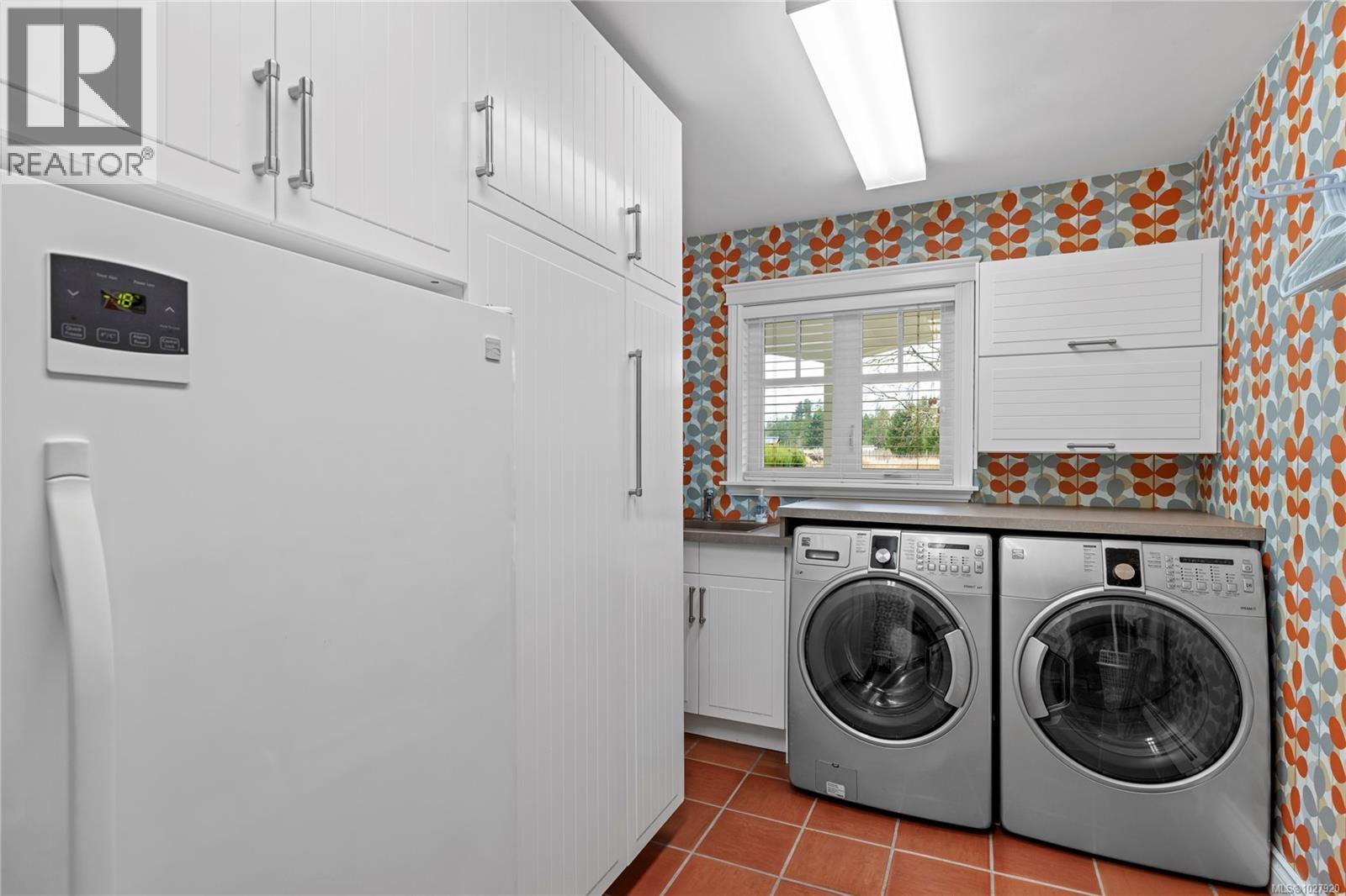 766 HEMSWORTH RD - 17