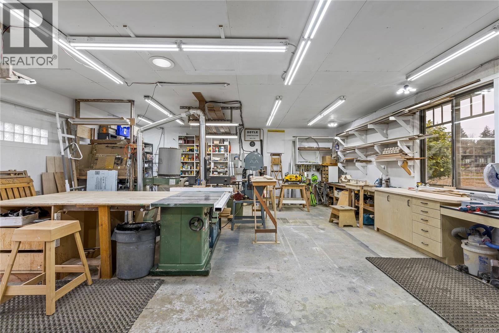 766 HEMSWORTH RD - 38