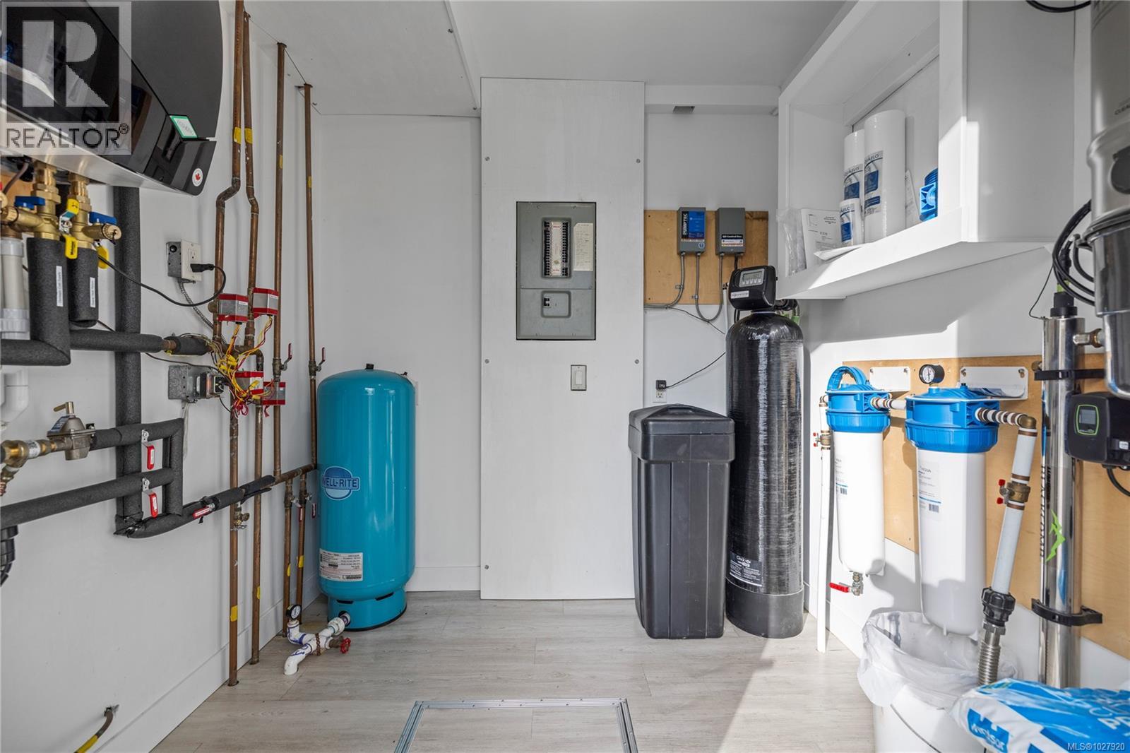 766 HEMSWORTH RD - 27