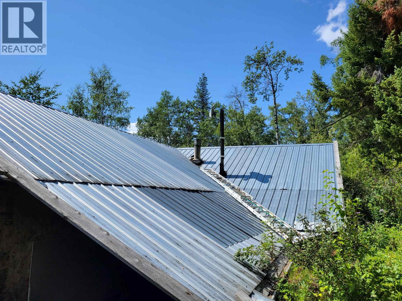 2840 FRANCOIS LAKE ROAD, Fraser Lake