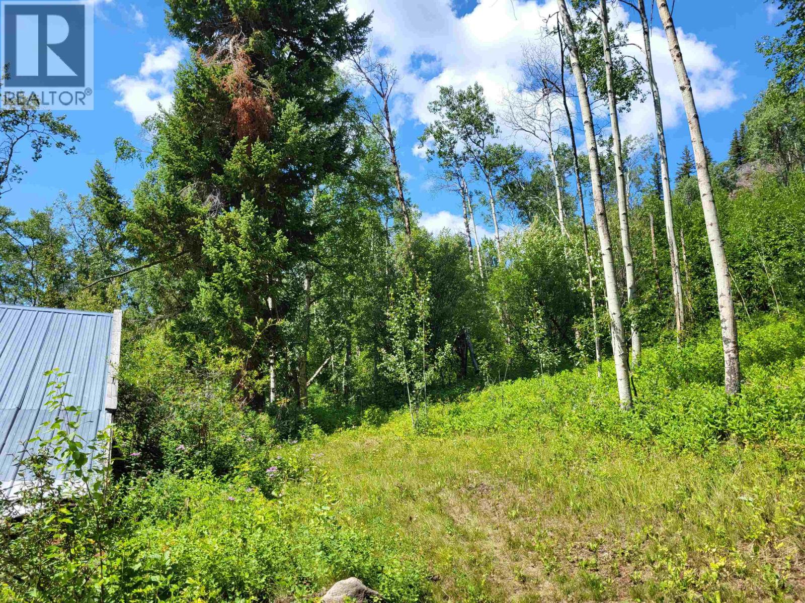 2840 FRANCOIS LAKE ROAD - 24