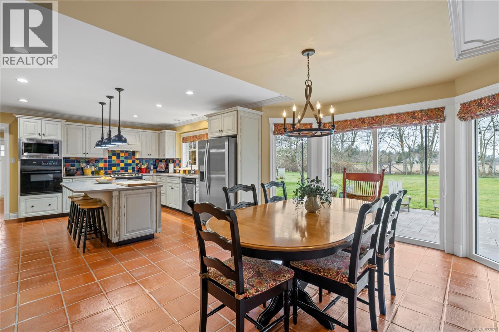 766 HEMSWORTH RD - 34