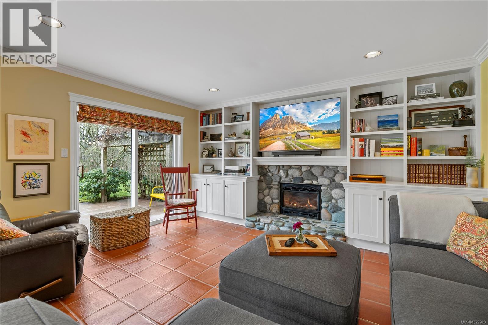 766 HEMSWORTH RD - 33