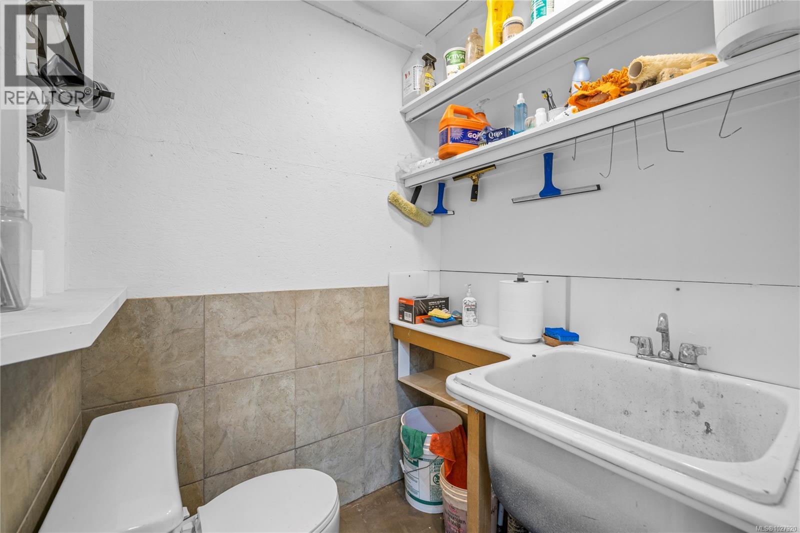 766 HEMSWORTH RD - 40