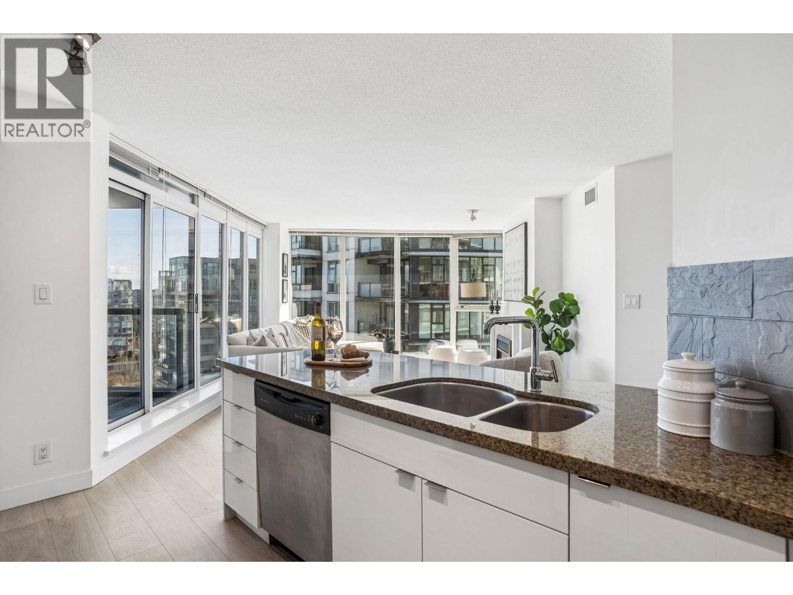 #1805-6068 NO. 3 Road, Richmond