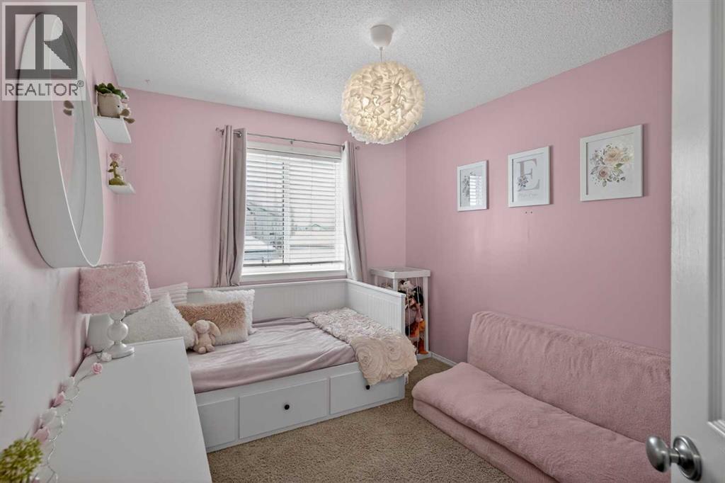 Single Family House for Sale in  Autumn Green SE Auburn Bay Calgary 