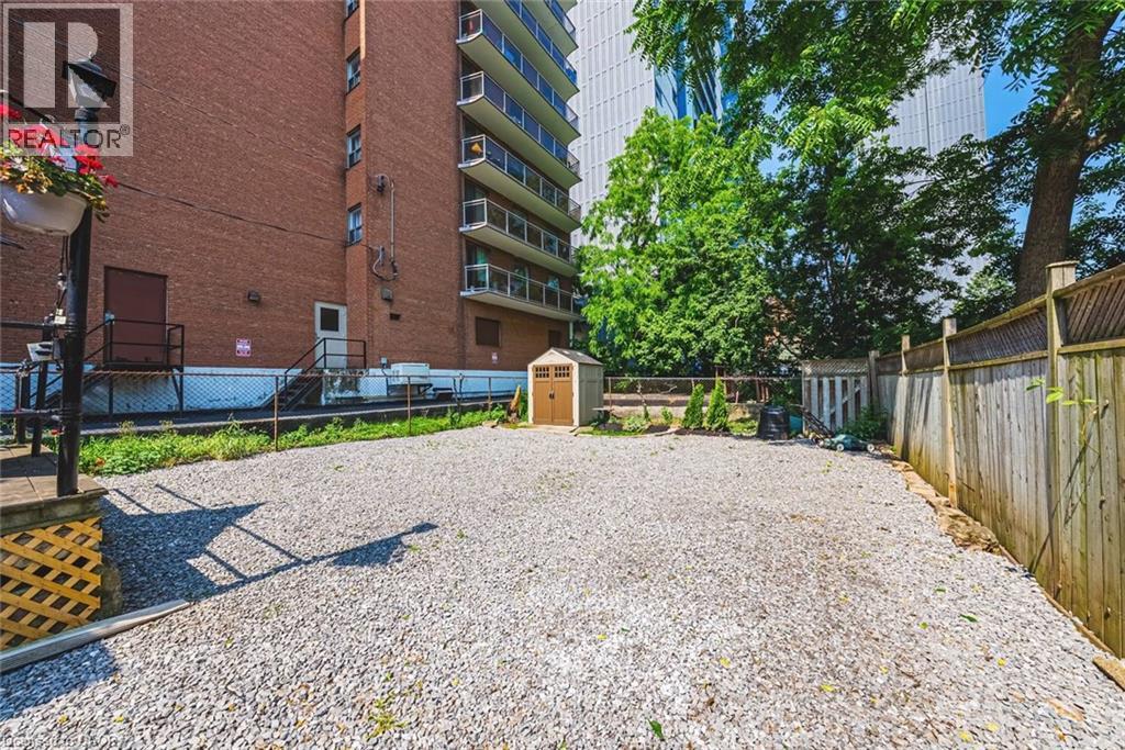 196 WALNUT Street S - 35