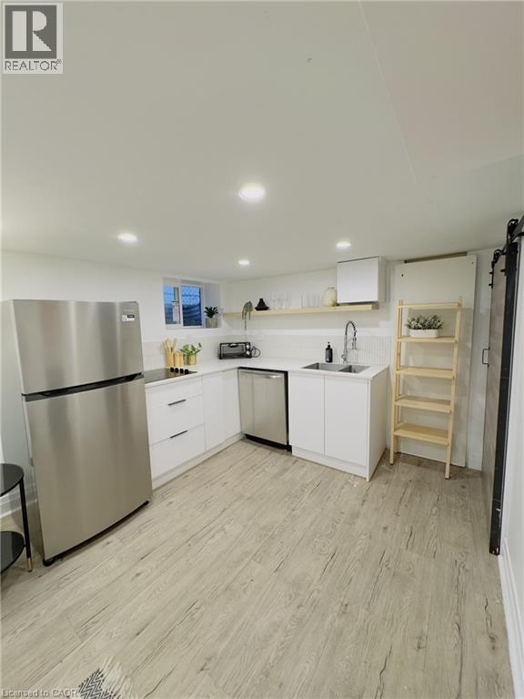 196 WALNUT Street S — photo 23