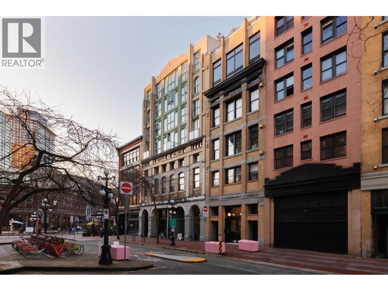 308 27 ALEXANDER Street - photo 2