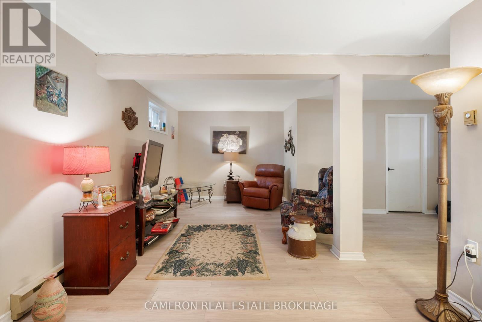 200 ELLEN AVENUE - 16