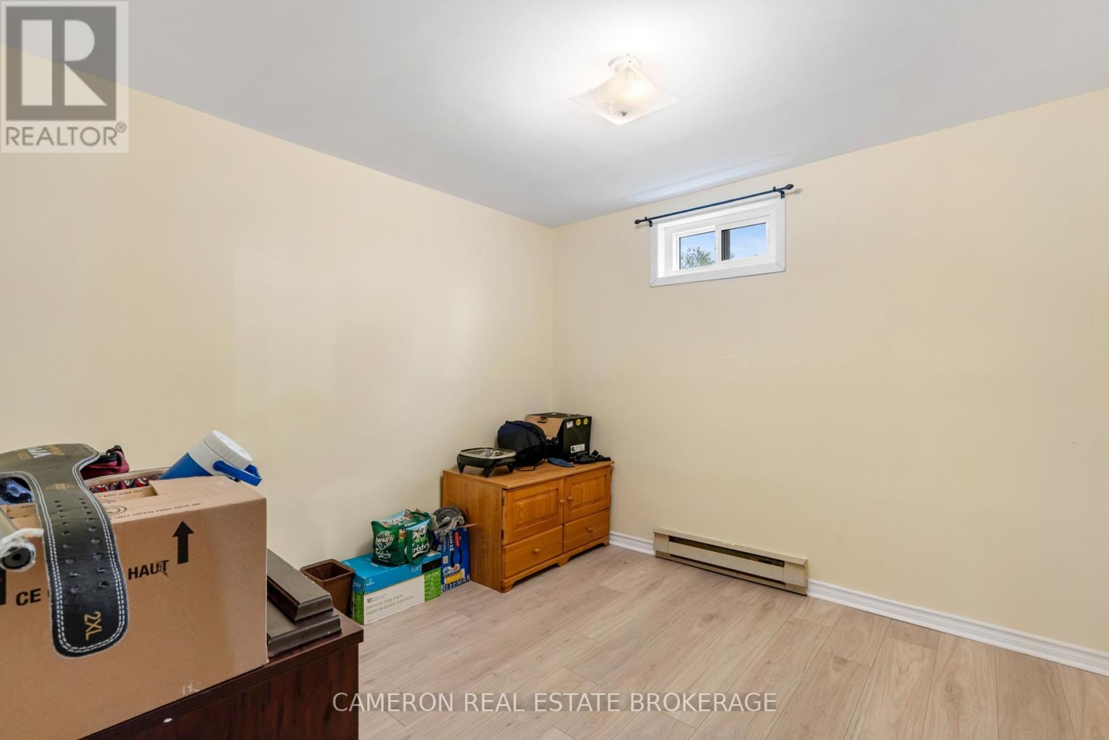200 ELLEN AVENUE - 18
