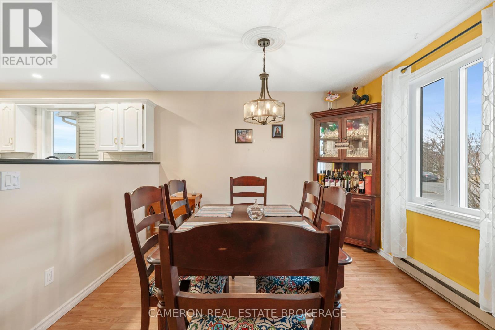 200 ELLEN AVENUE - 6