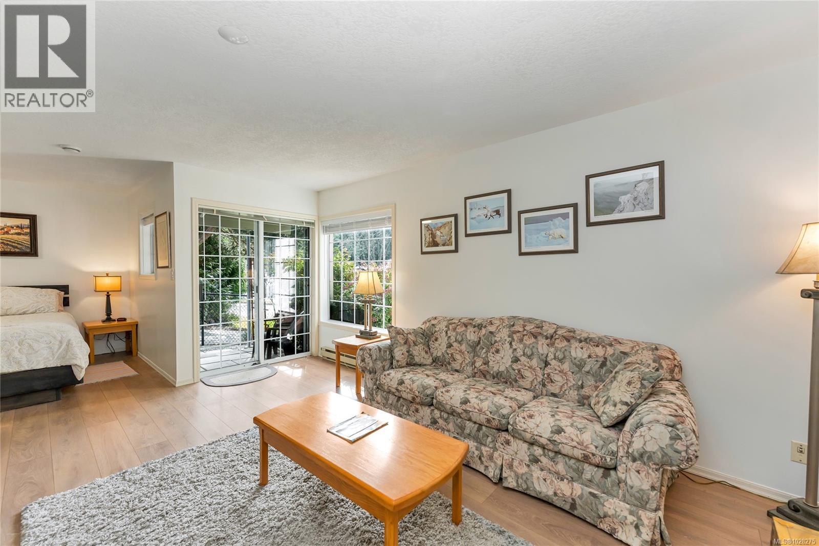 990 SCOTTSWOOD CLOSE - 20