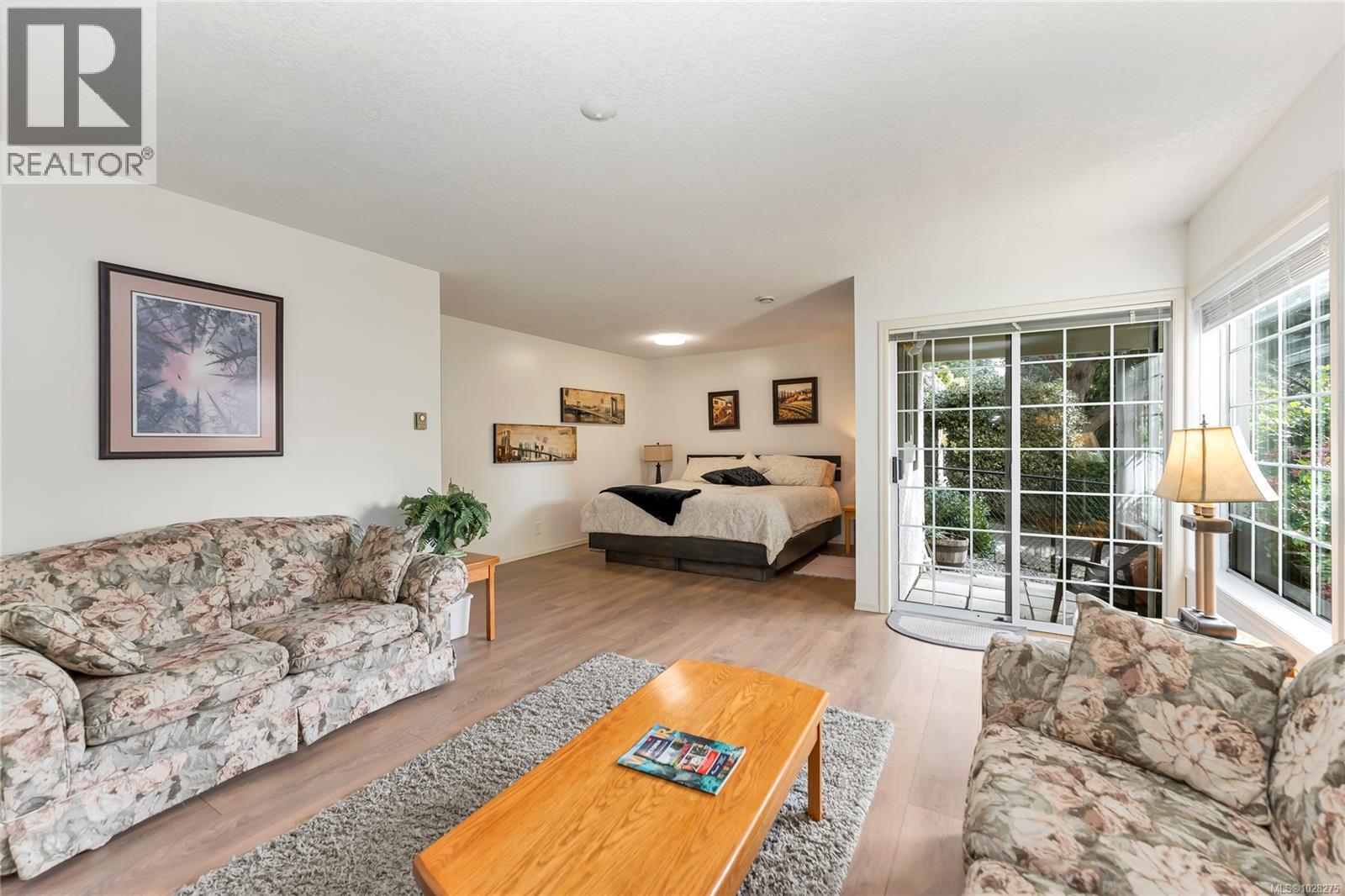 990 SCOTTSWOOD CLOSE - 21