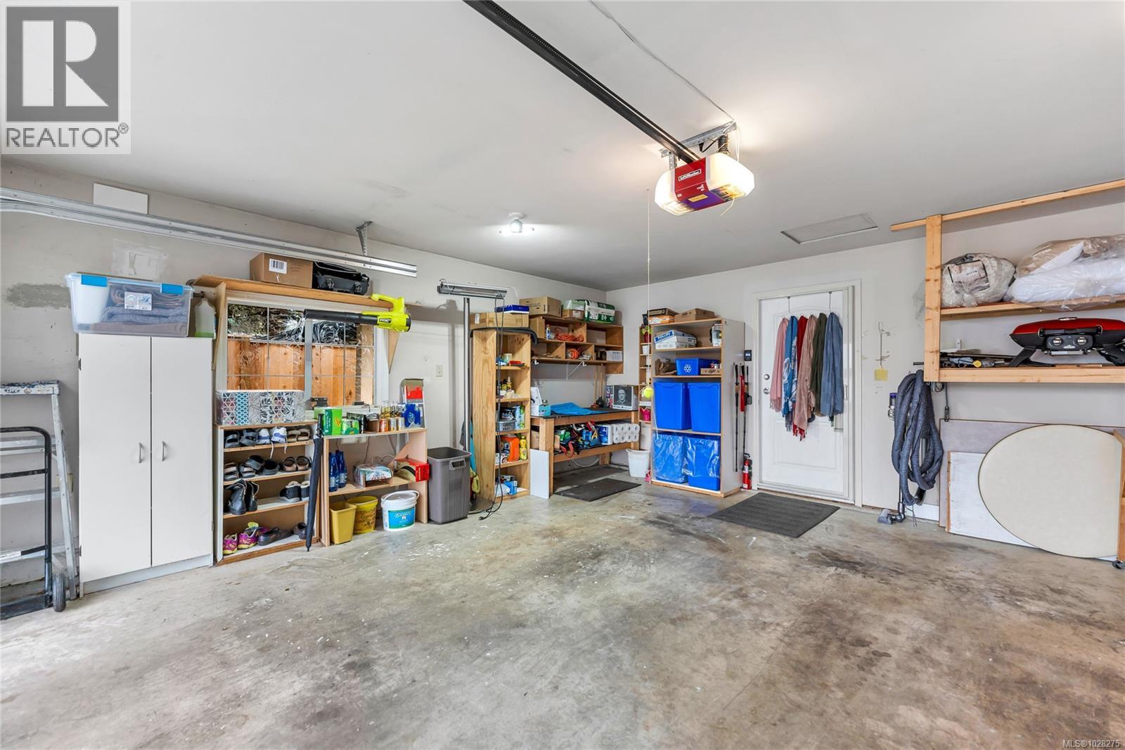 990 SCOTTSWOOD CLOSE - 31