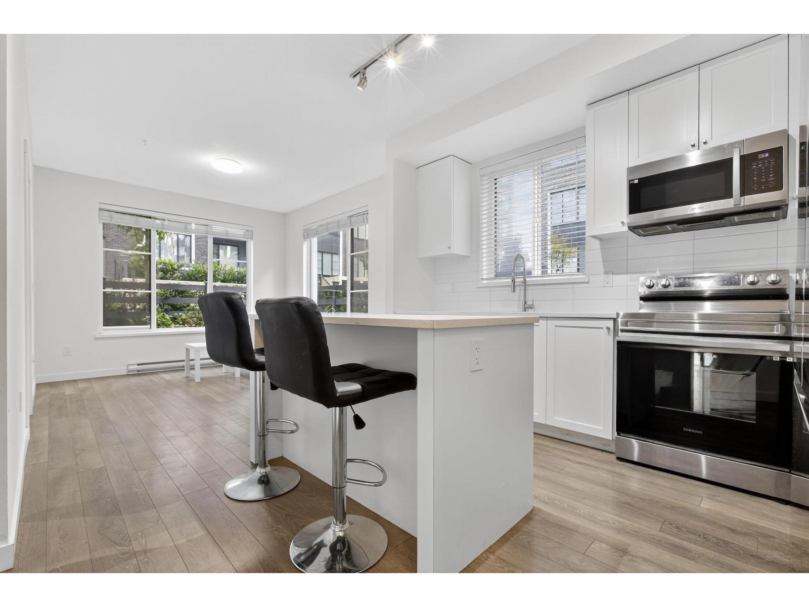 108 15825 85 Avenue - photo 2