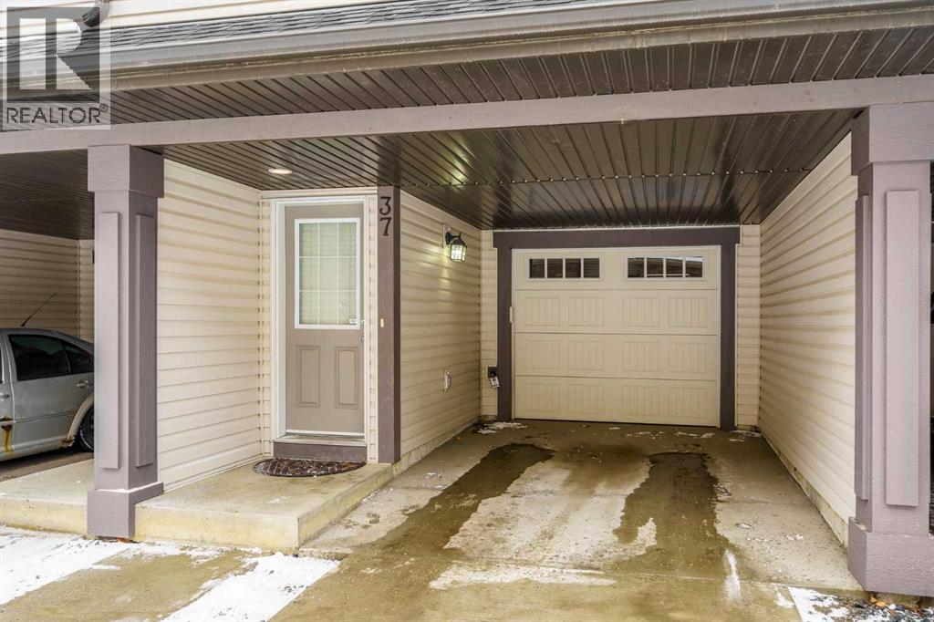 Single Family House for Sale in  New Brighton Point SE New Brighton Calgary 