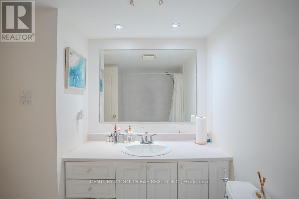 1406 - 505 ST LAURENT BOULEVARD — photo 30