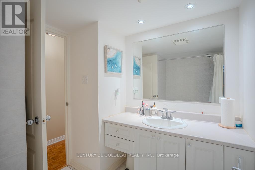 1406 - 505 ST LAURENT BOULEVARD — photo 31