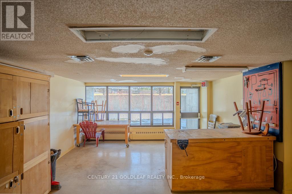 1406 - 505 ST LAURENT BOULEVARD — photo 38