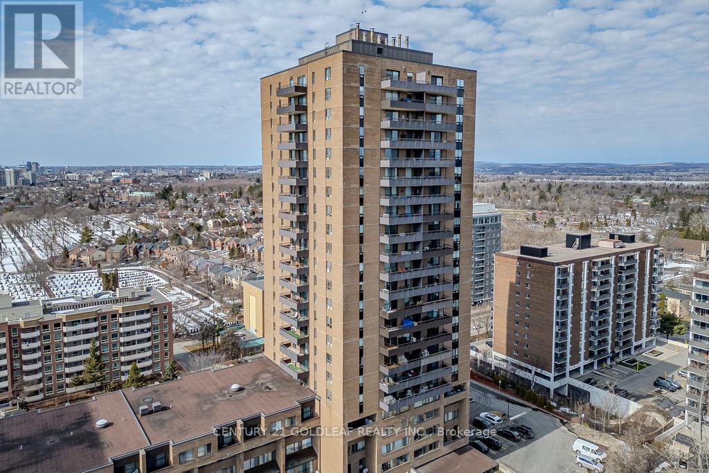 1406 - 505 ST LAURENT BOULEVARD — photo 46