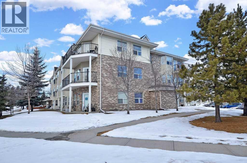 Single Family House for Sale in    Avenue NE Whitehorn Calgary 