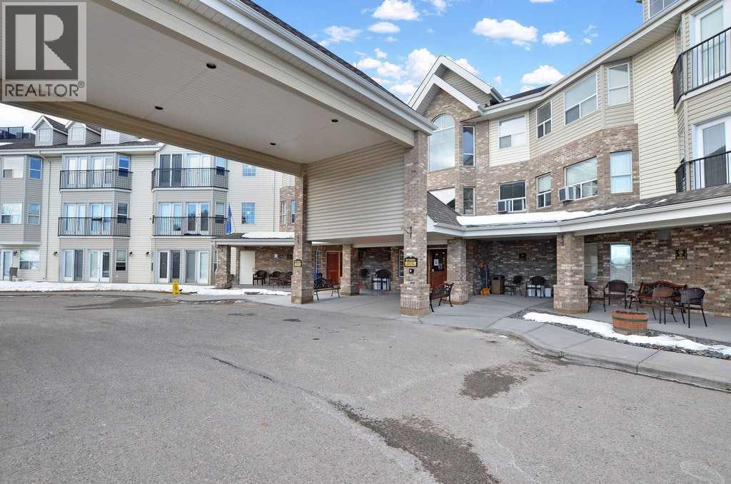 Single Family House for Sale in    Avenue NE Whitehorn Calgary 