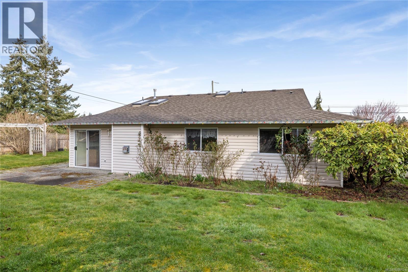 828 Mallory Ave, Parksville