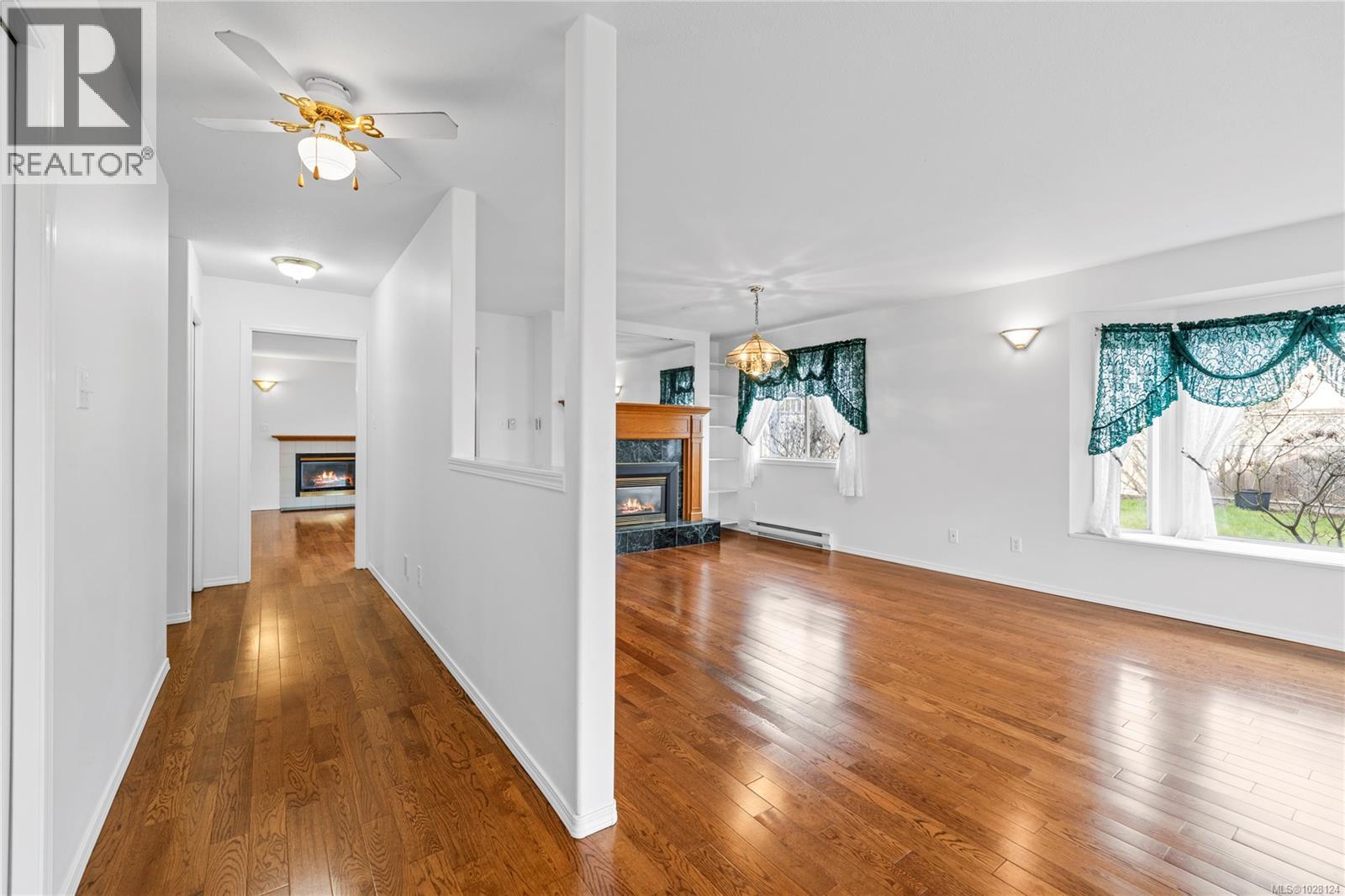 828 Mallory Ave, Parksville