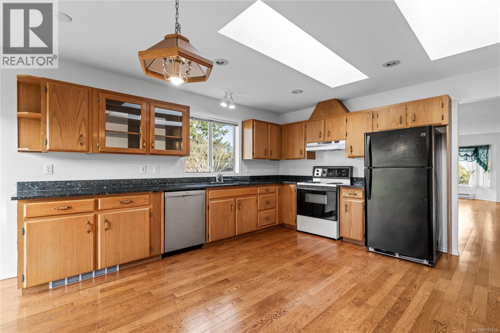 828 Mallory Ave, Parksville