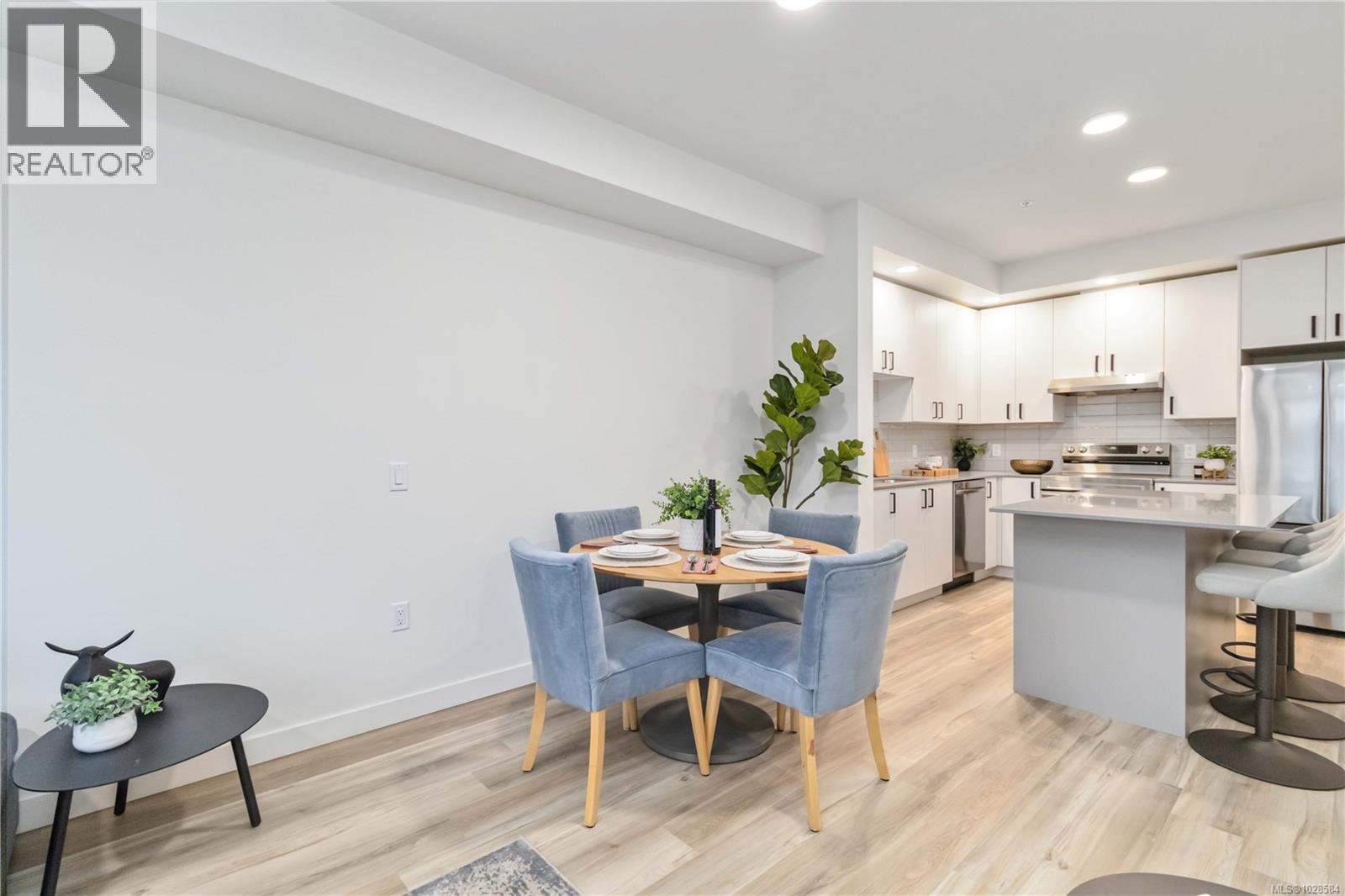 #417 2390 CITY GATE BLVD - 9