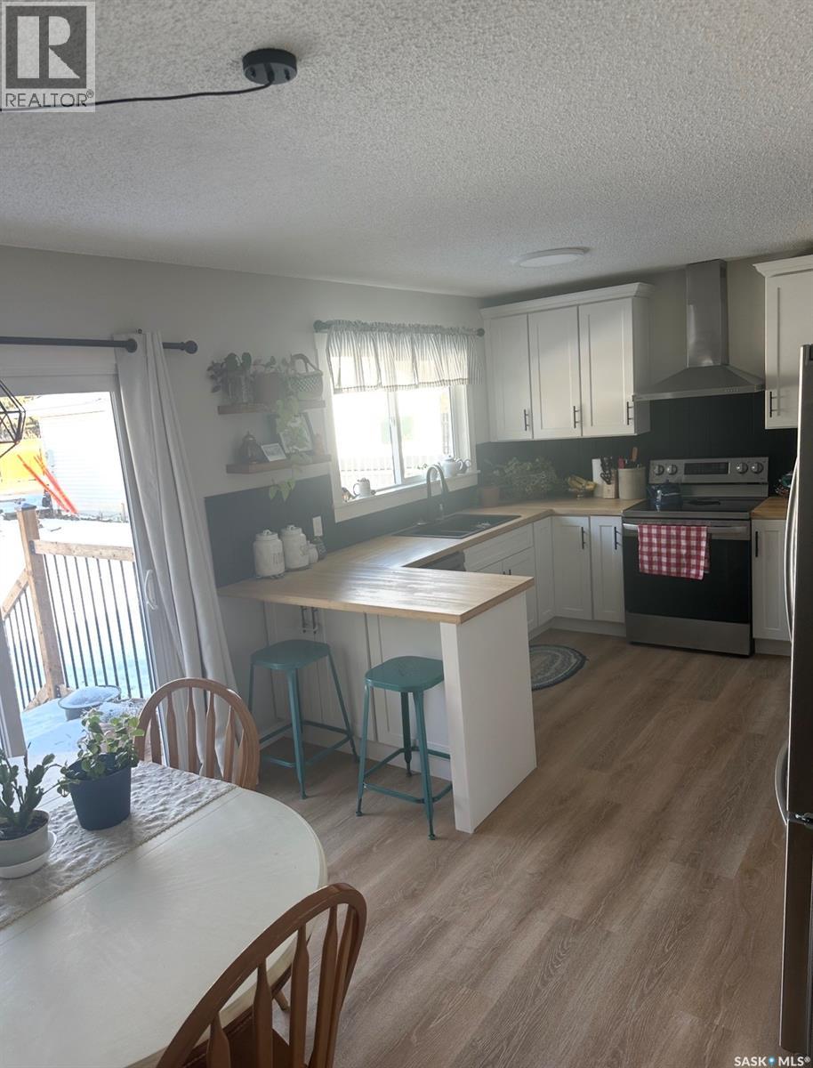 105 6TH AVENUE S - 10