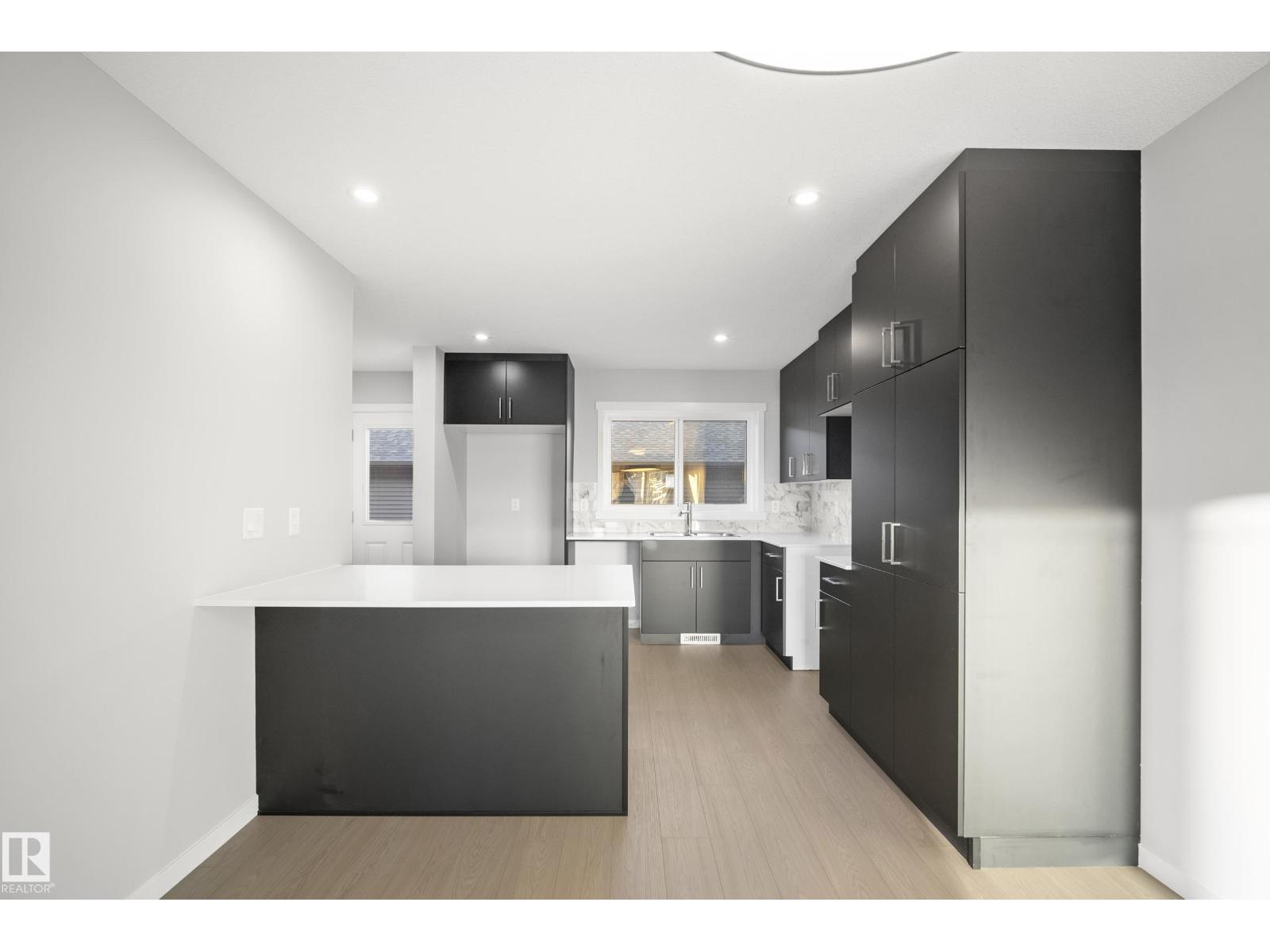 38 BROUGHAM DR, Ardrossan