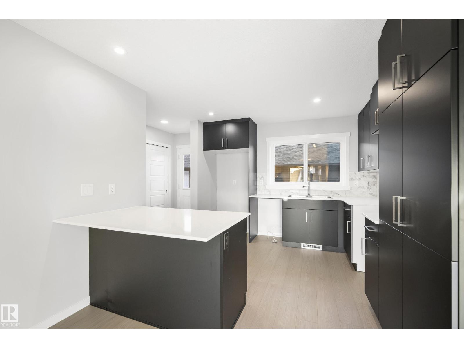 38 BROUGHAM DR, Ardrossan