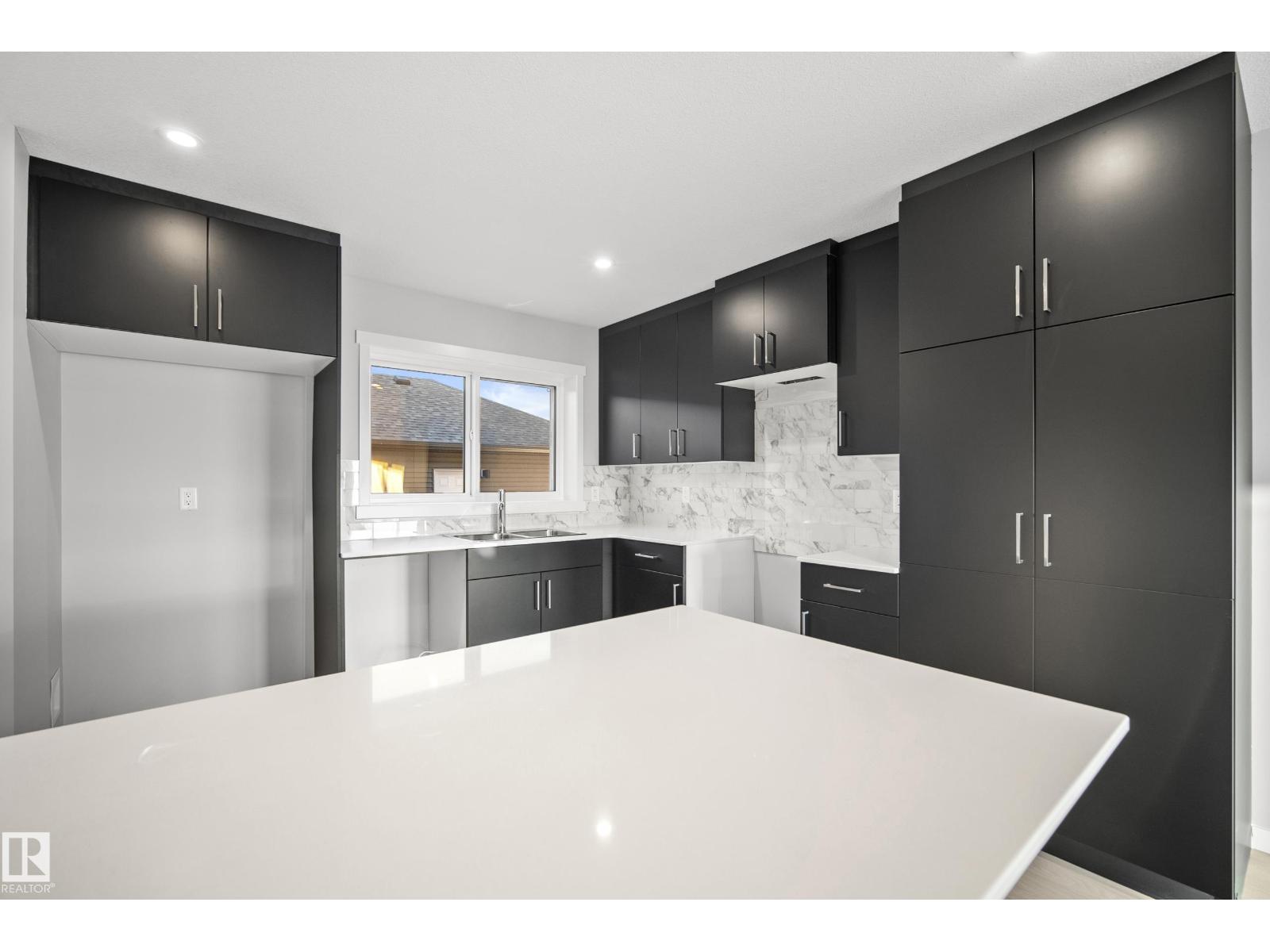 38 BROUGHAM DR, Ardrossan