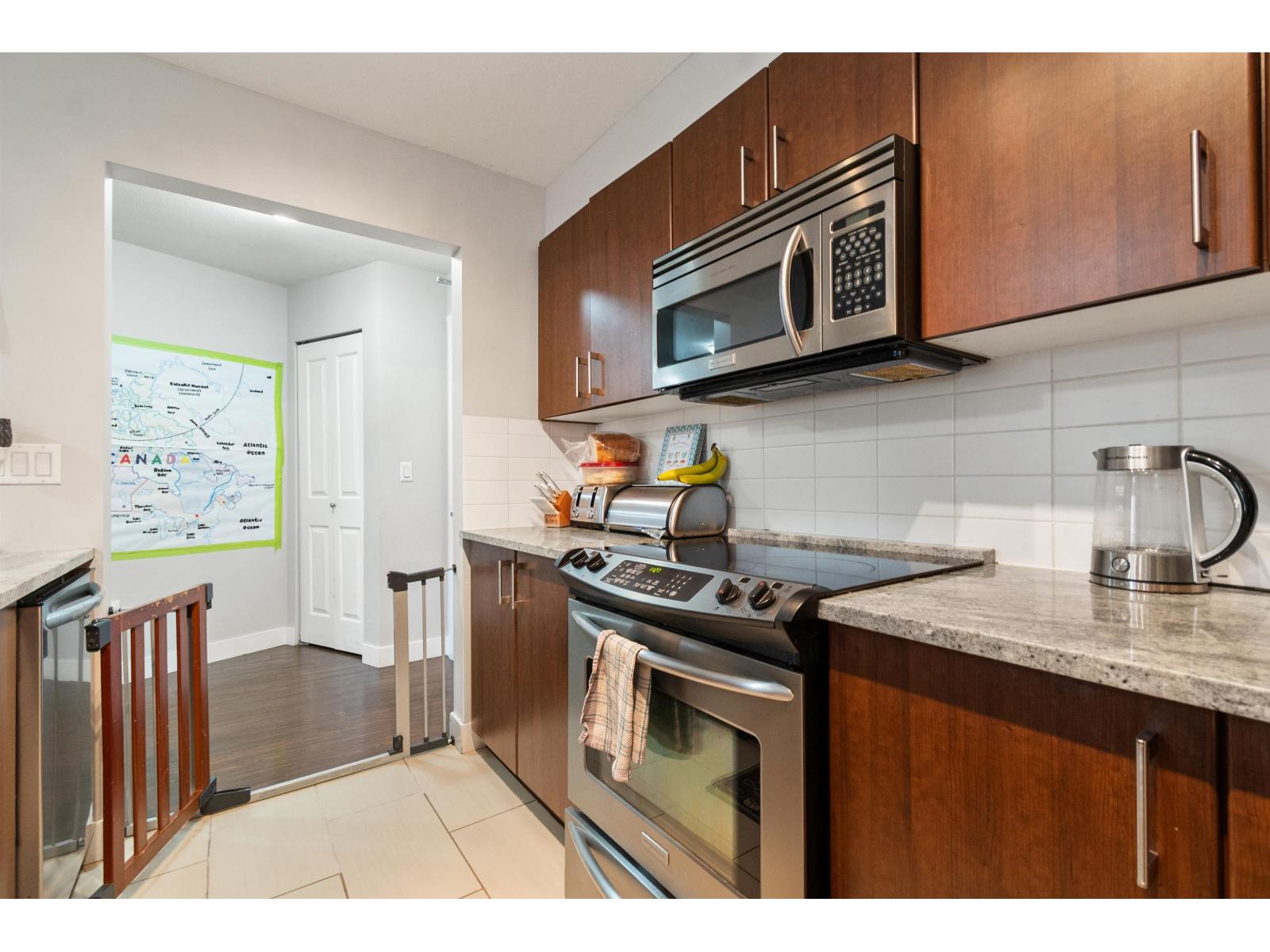 209 45567 YALE ROAD, Chilliwack Proper South, Chilliwack