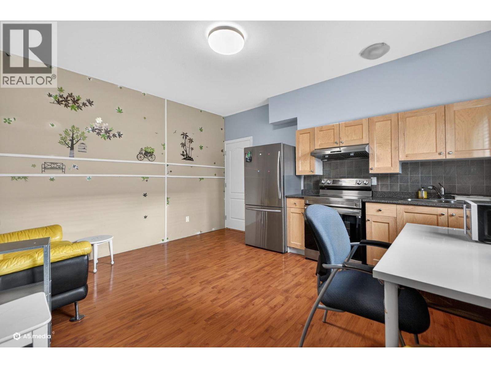 10099 RUSKIN Road, Richmond