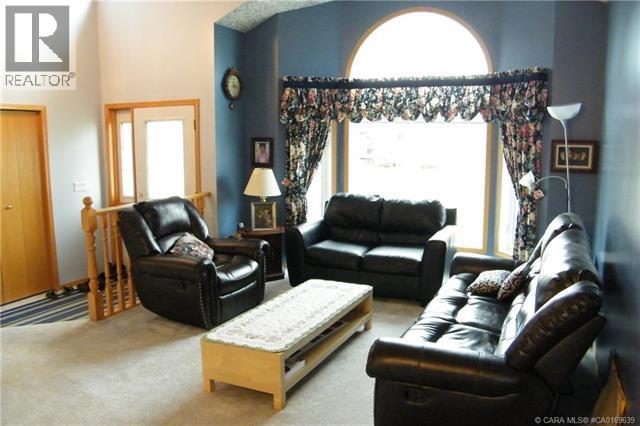 5606 46 AVENUE W - 13