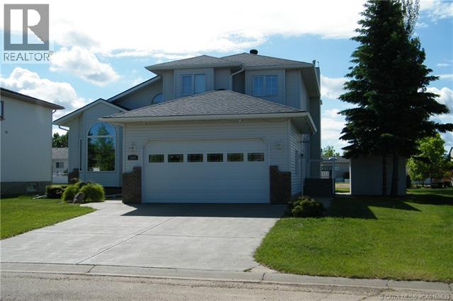 5606 46 AVENUE W - 3