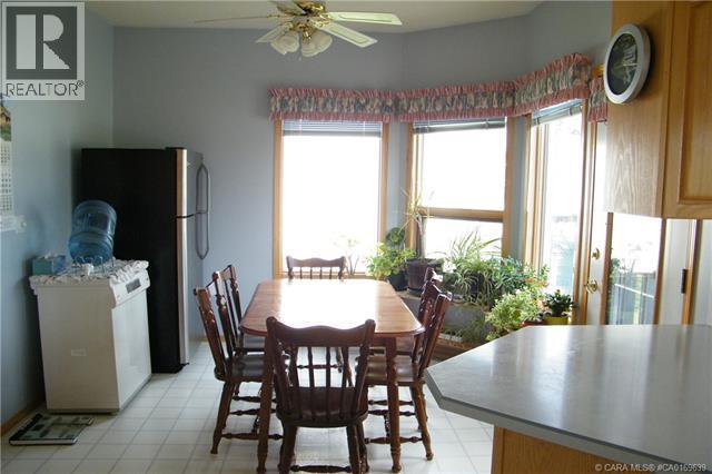 5606 46 AVENUE W - 9