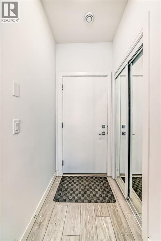 Single Family House for Sale in  CREEKSTONE Drive SW Pine Creek Calgary 