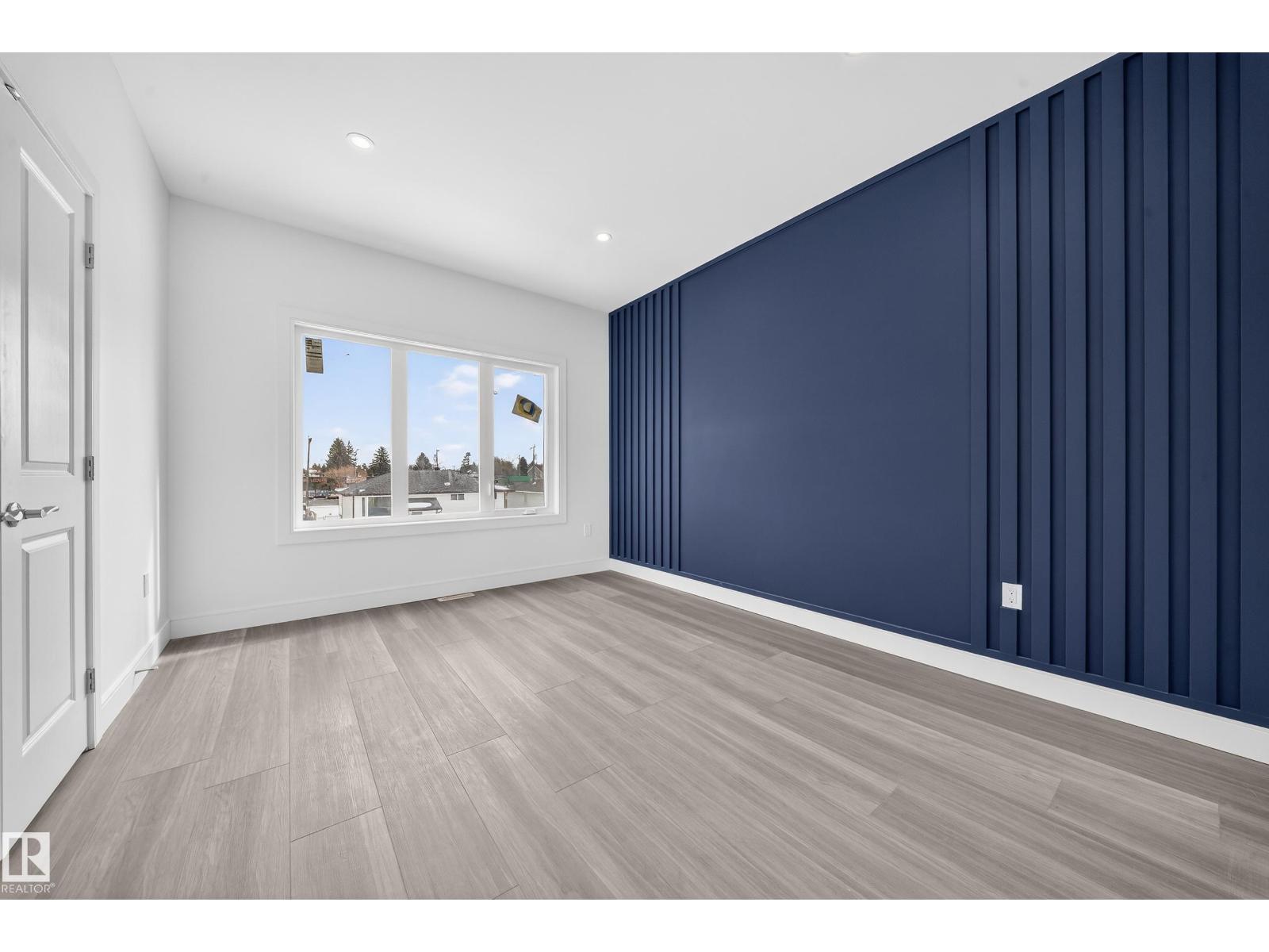 10938 157 ST NW - 20