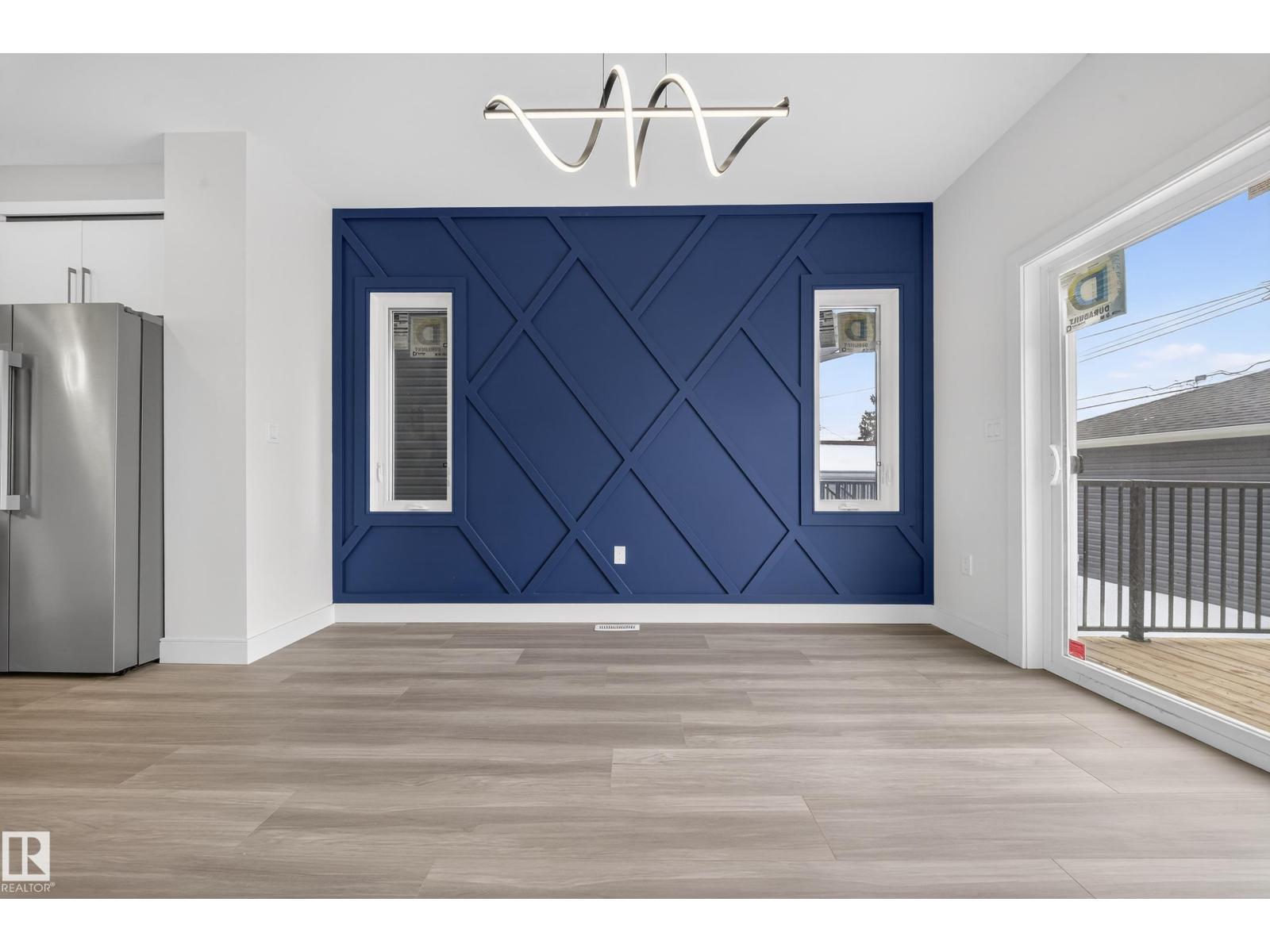 10938 157 ST NW - 14