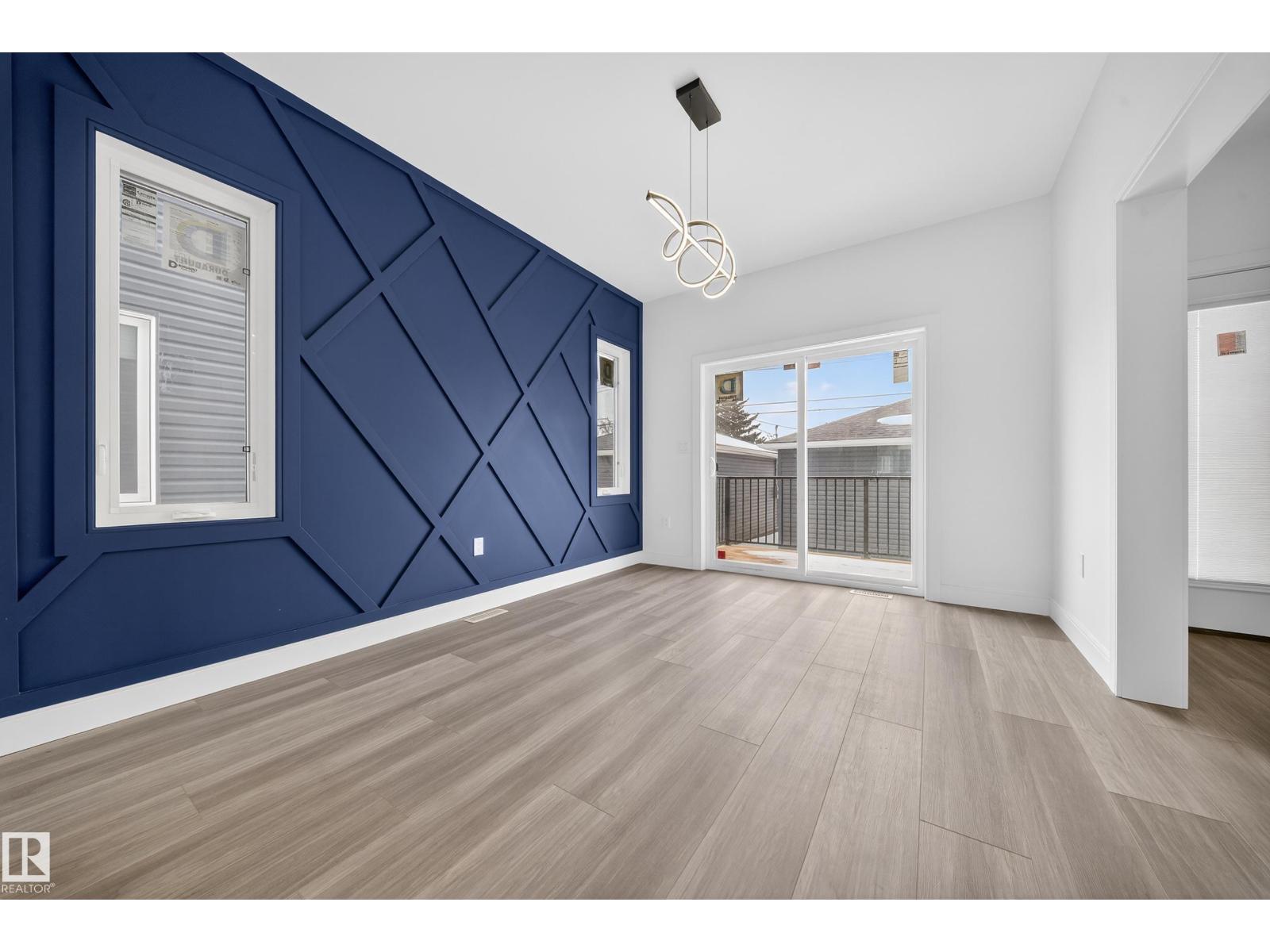 10938 157 ST NW - 15