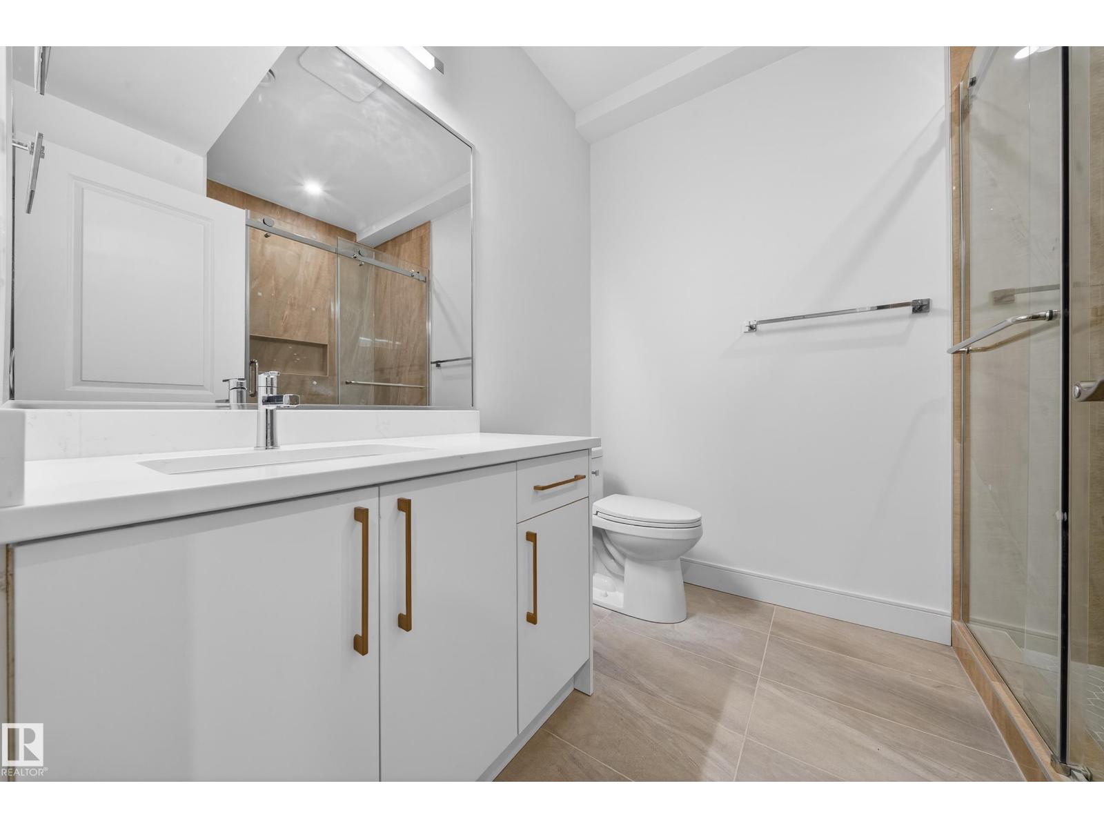 10938 157 ST NW - 41