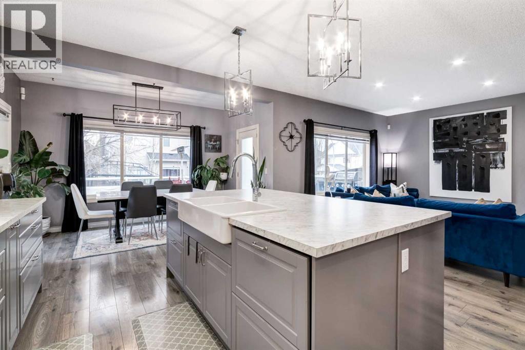 Single Family House for Sale in  Evansbrooke Manor NW Evanston Calgary 